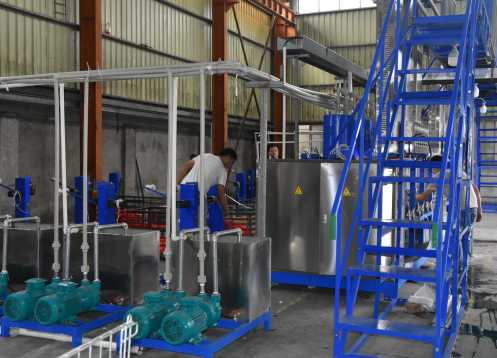 新機(jī)器安裝人員.png 新機(jī)器安裝人員.png