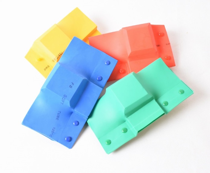 異形母排接線盒.jpg 異形母排接線盒.jpg